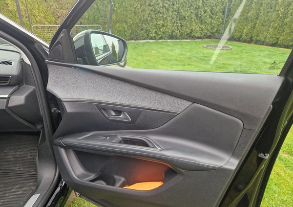 Peugeot 3008 cena 83900 przebieg: 134500, rok produkcji 2017 z Mieszkowice małe 254